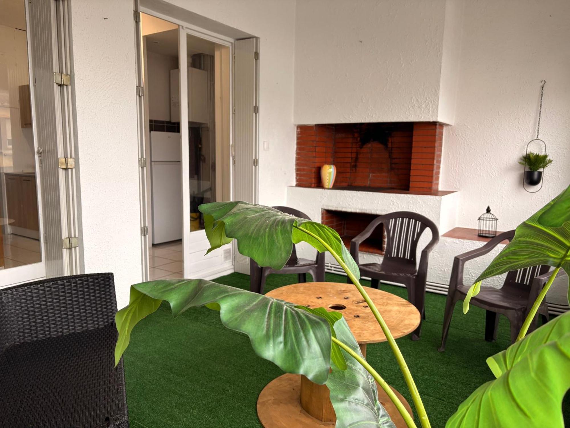 Appartement 3 Chambres Proche Centre Ville Carcassonne Exterior foto